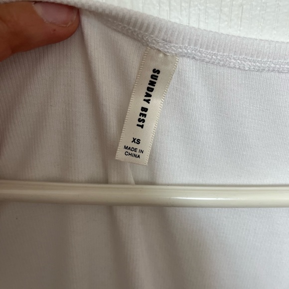 Sunday Best button t-shirt - Picture 3 of 3